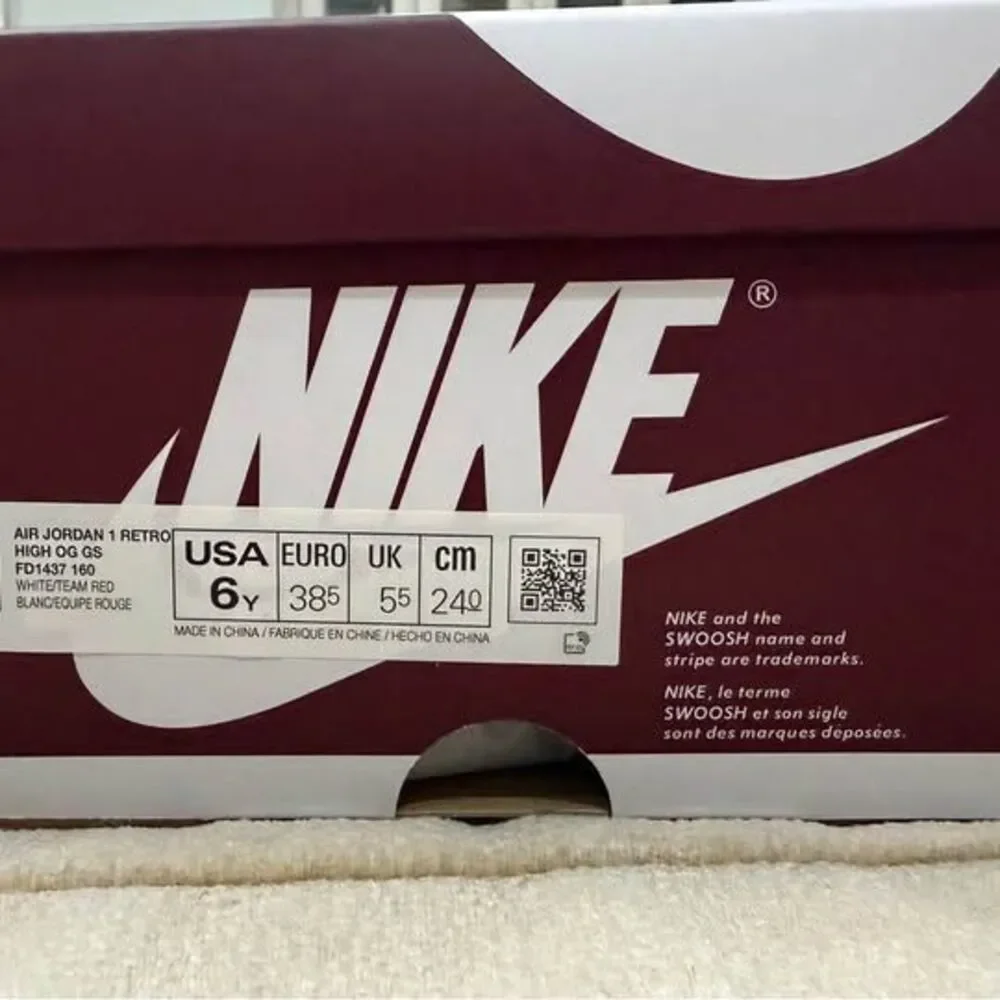 Big Kid's Size 6 Jordan 1 Retro High OG ‘Artisanal Red’ (FD1437 160)